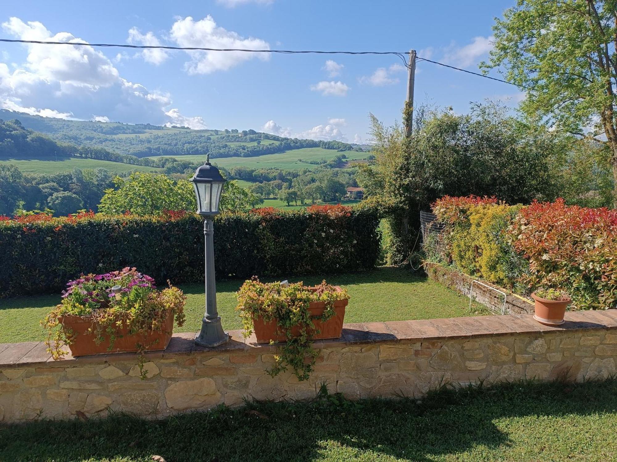 La Piccola Fattoria Villa Todi Exteriör bild
