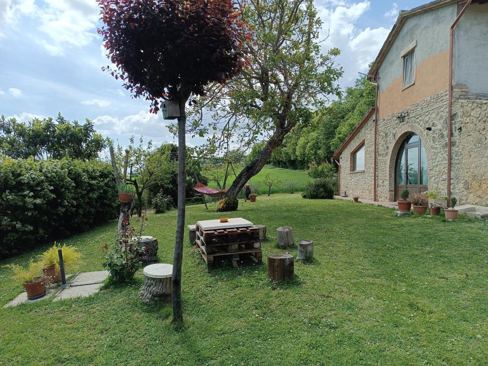 La Piccola Fattoria Villa Todi Exteriör bild