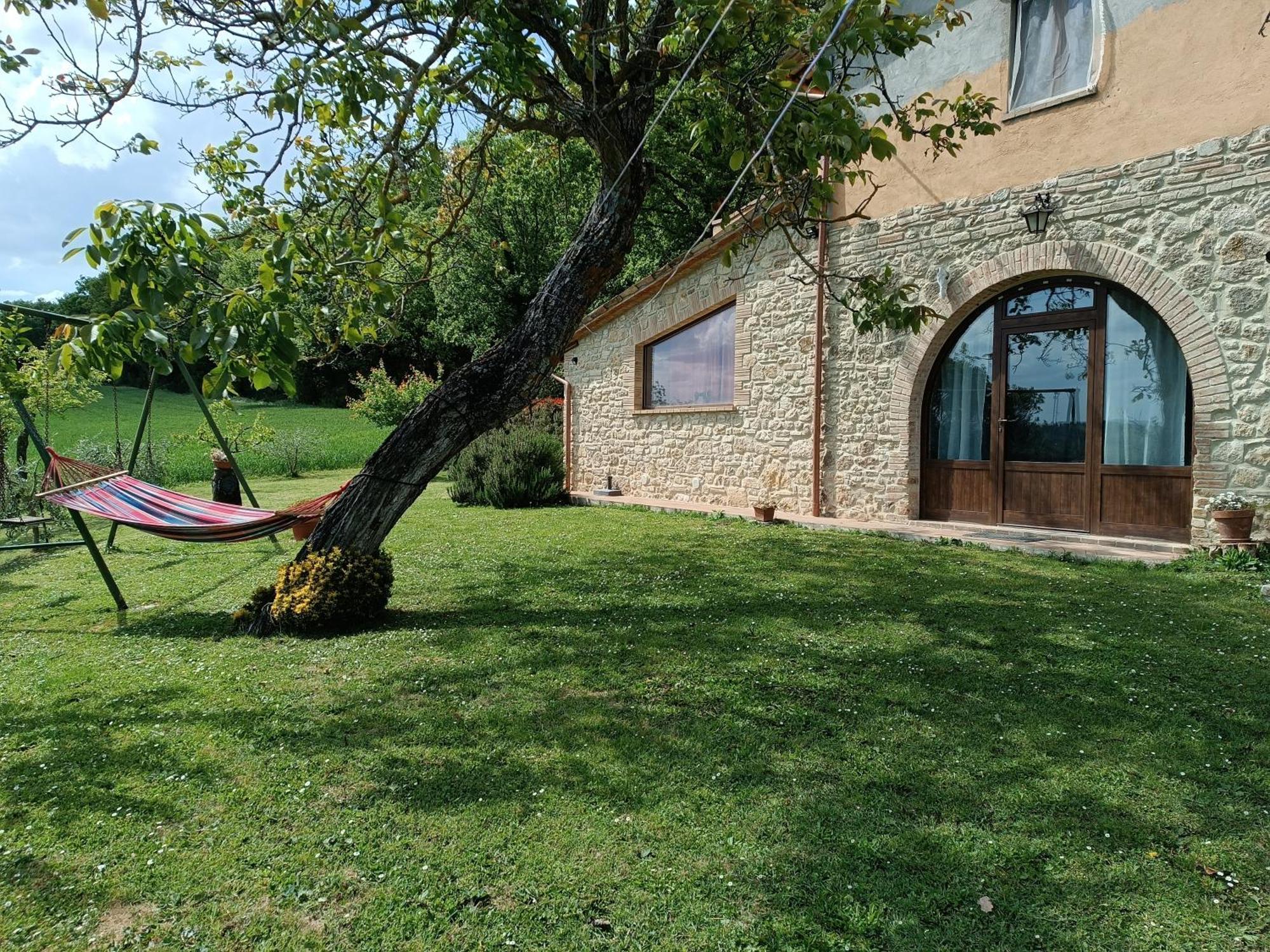 La Piccola Fattoria Villa Todi Exteriör bild
